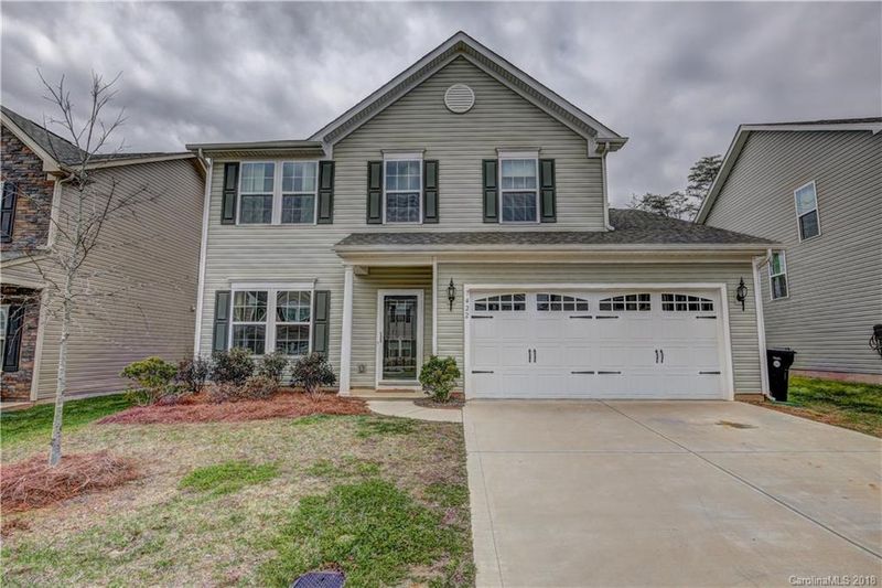 7422 Dover Mill Dr, Concord, NC 28025