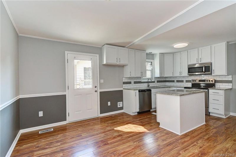 13327 Phillips Rd, Matthews, NC 28105