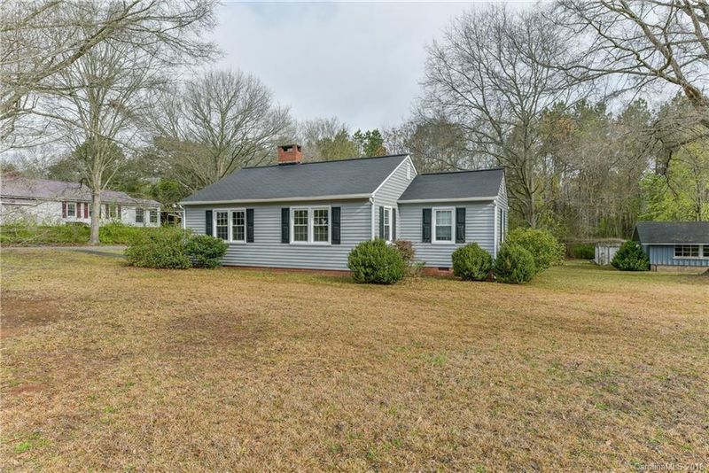 865 Confederate Ave, Lancaster, SC 29720