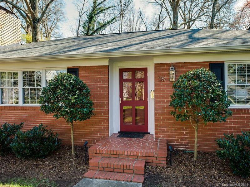 116 Canterbury Rd, Charlotte, NC 28211