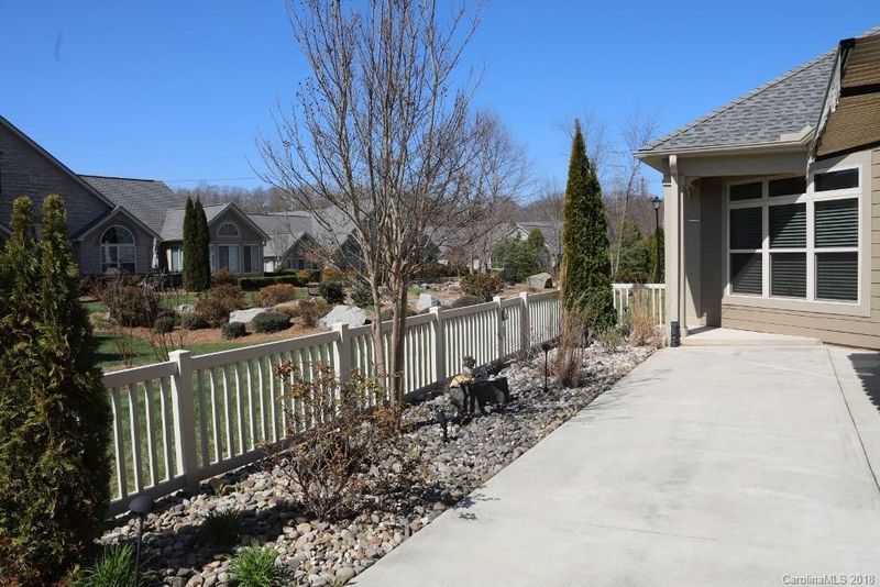 4962 Polo Gate Blvd, Charlotte, NC 28216