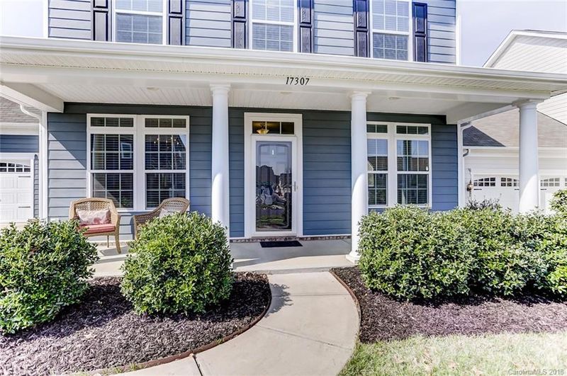 17307 Summers Walk Blvd, Davidson, NC 28036