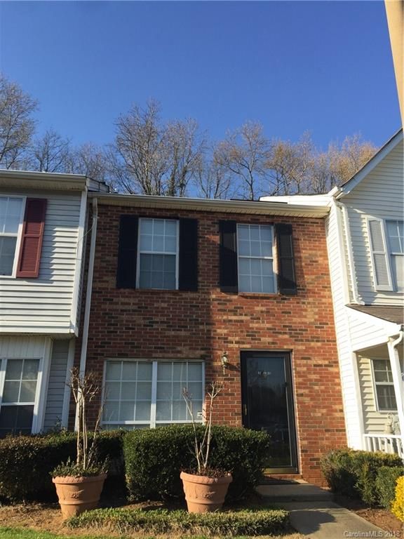 6133 Windsor Gate Ln, Charlotte, NC 28215