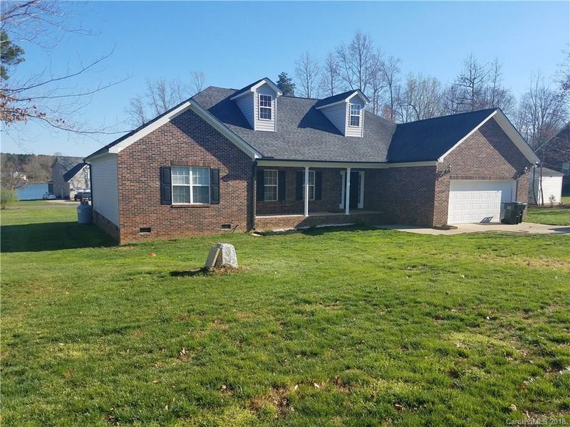 7478 Pine Ridge Dr #14, Denver, NC 28037