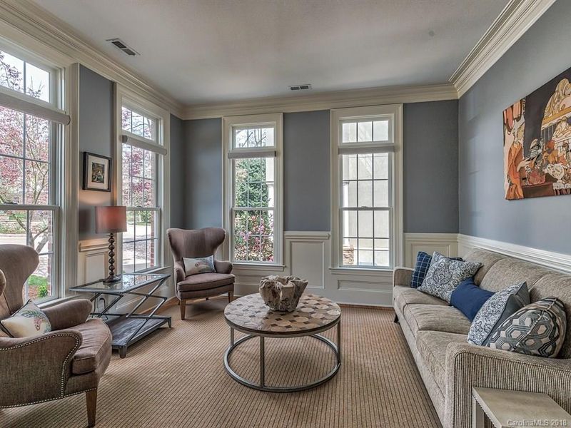 2138 Colony Rd, Charlotte, NC 28209