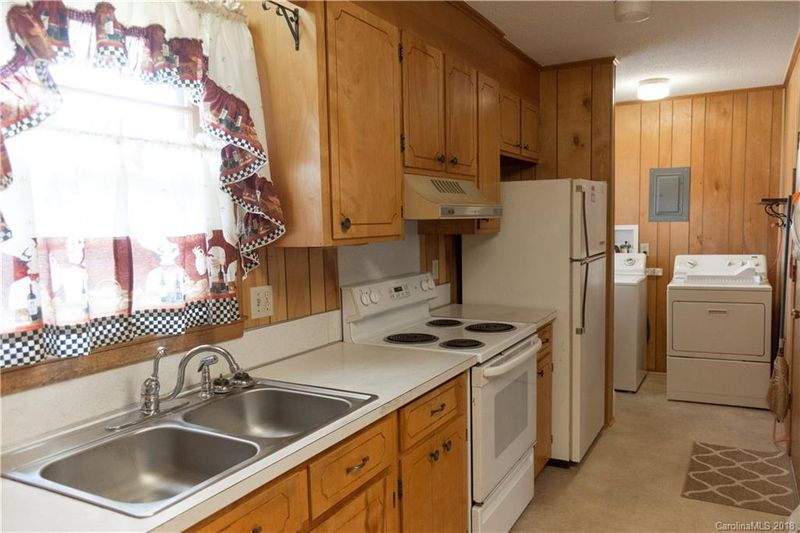 1124 Rembrandt Dr SW, Concord, NC 28027