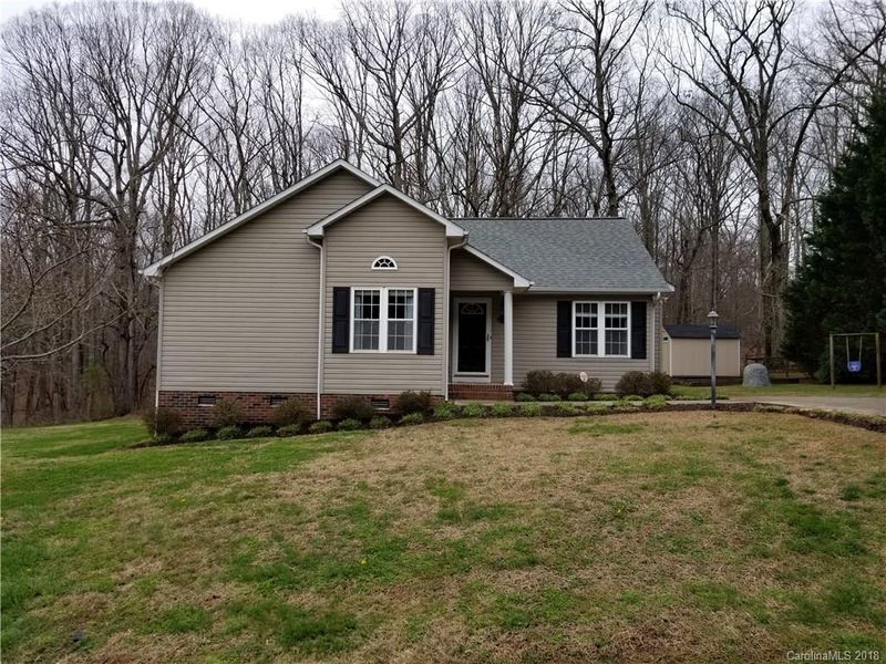 2540 Oak Valley Ln, Maiden, NC 28650