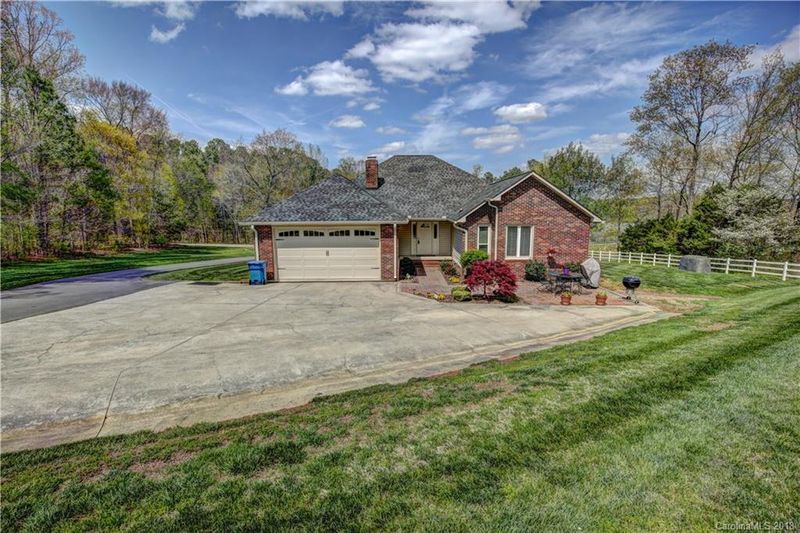 8301 Mooresville Rd #2, Concord, NC 28027