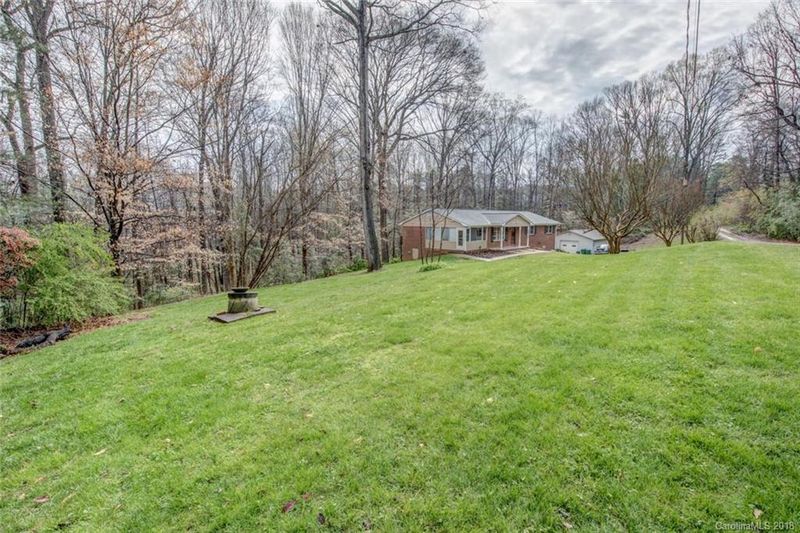 213 Pine St, Belmont, NC 28012