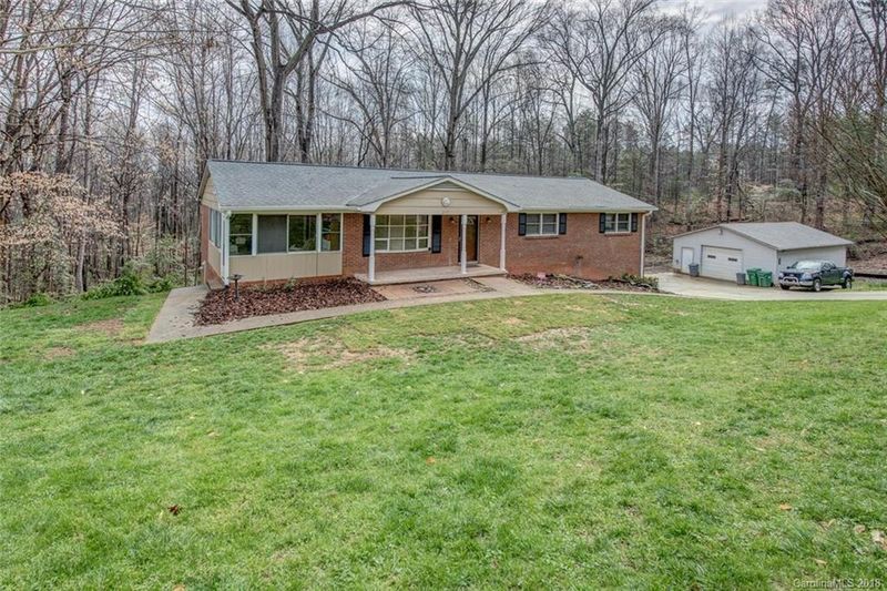 213 Pine St, Belmont, NC 28012