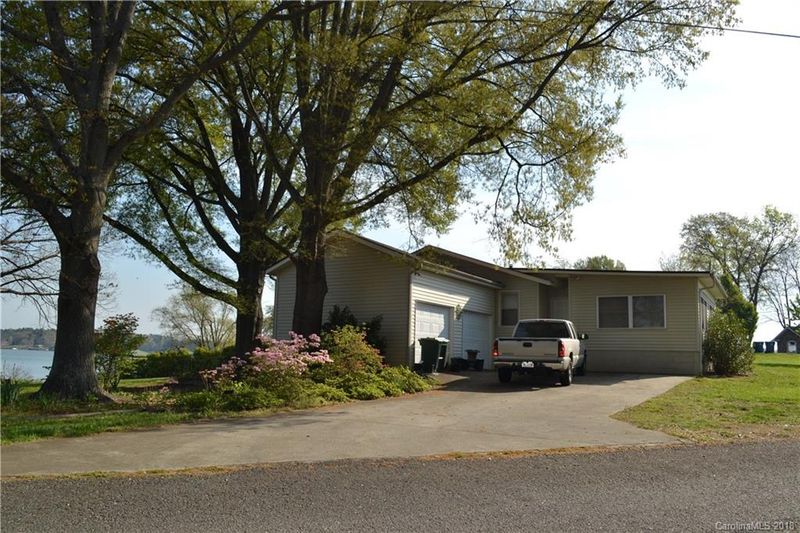 3726 Waterview Ln #80, Terrell, NC 28682