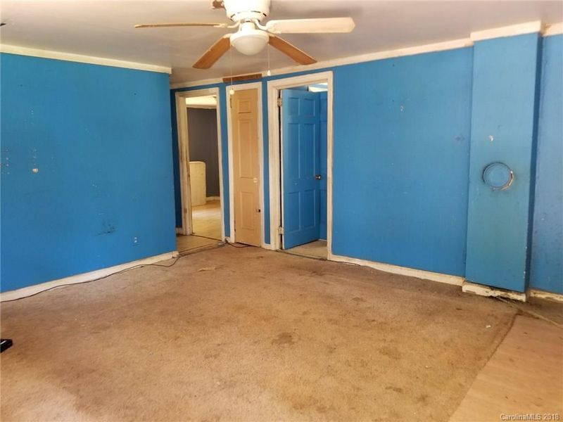 4638 Sadler Rd, Charlotte, NC 28278