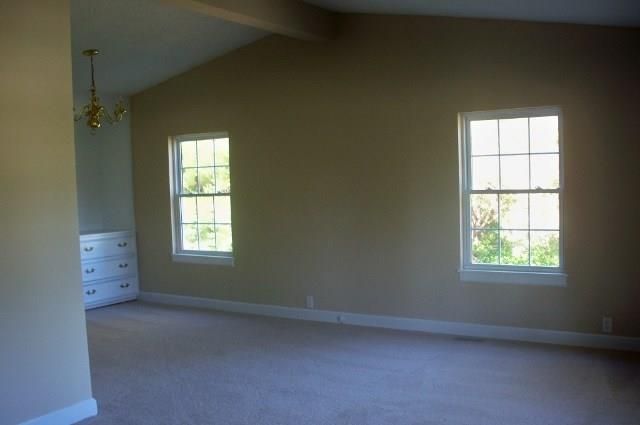 1634 Rayland Dr, Hickory, NC 28601