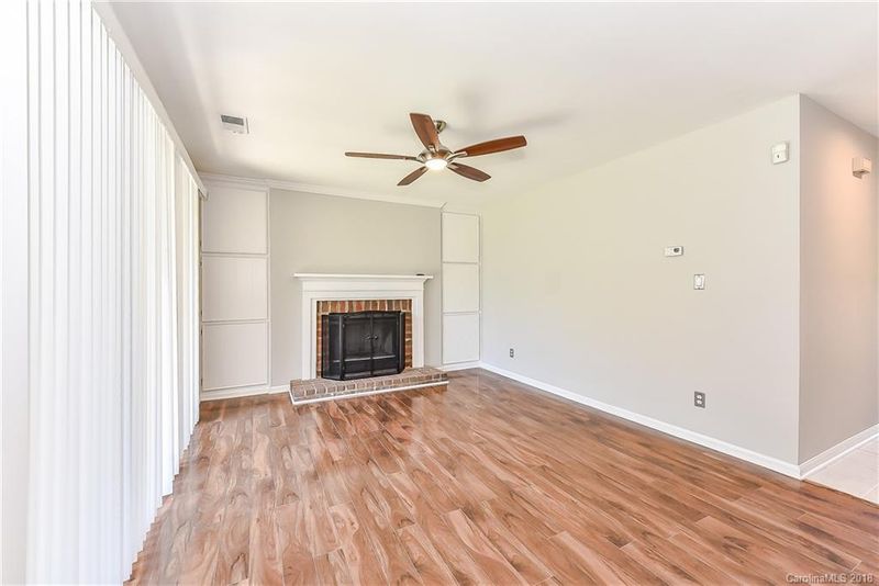 762 Marsh Rd #2, Charlotte, NC 28209