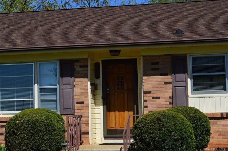 2785 Highland Dr, Lincolnton, NC 28092
