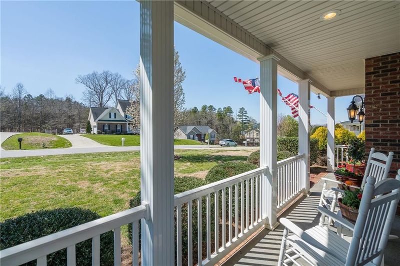 3333 48th Avenue Ln, Hickory, NC 28601