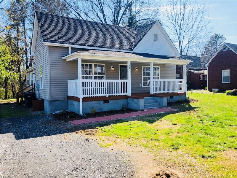 32 Lee Ct SW, Concord, NC 28027