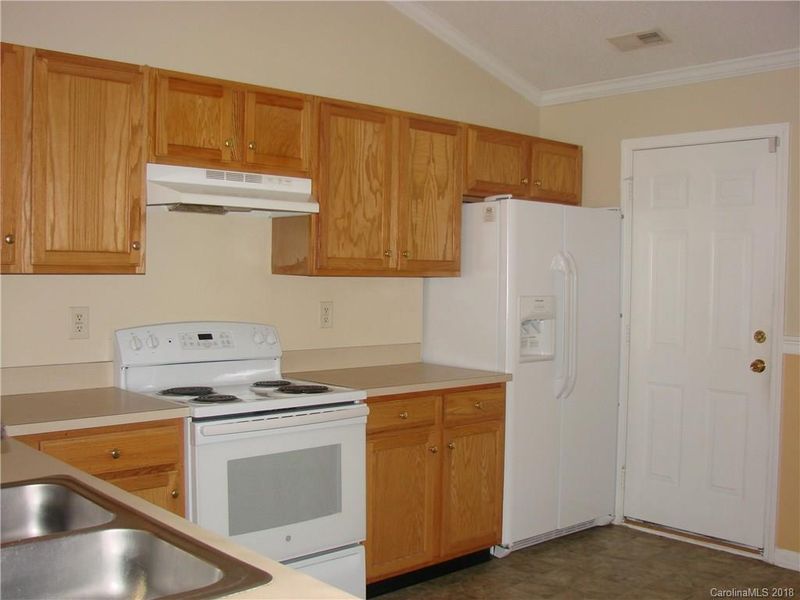 4041 Evelyn Ave, Charlotte, NC 28213