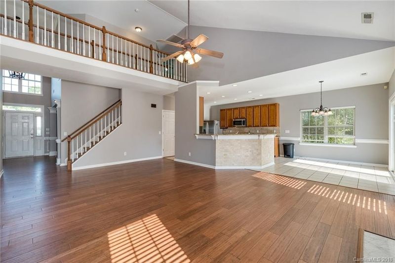 1400 Crestgate Dr, Waxhaw, NC 28173