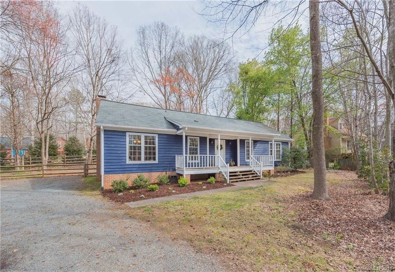 3150 Tilley Morris Rd, Matthews, NC 28105