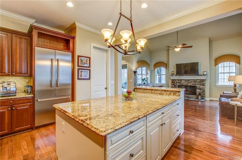 2252 Pinnacle Way, York, SC 29745