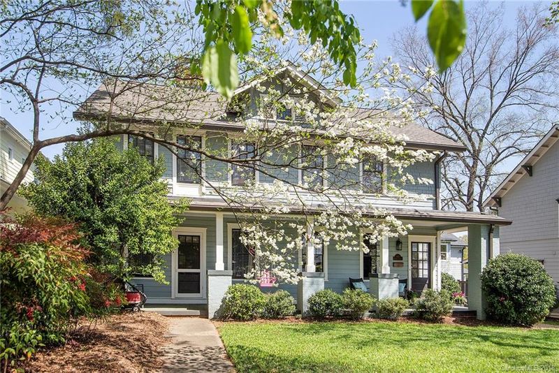 404 Hermitage Ct, Charlotte, NC 28207