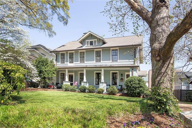 404 Hermitage Ct, Charlotte, NC 28207