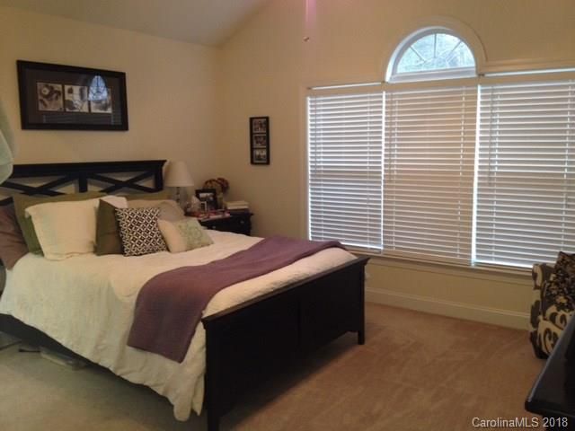 4716 Hunter Crest Ln #4716, Charlotte, NC 28209
