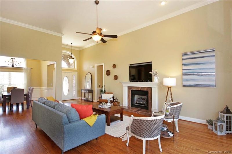 6341 Willow Farm Dr, Denver, NC 28037