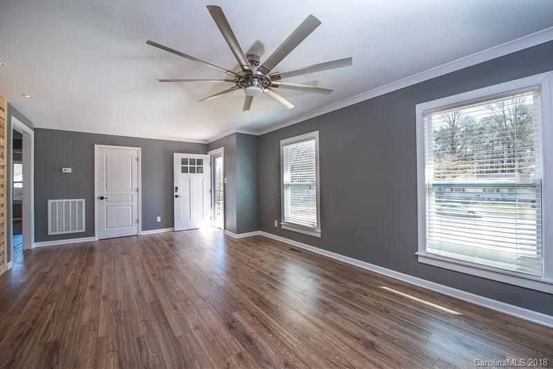 2309 Englewood St, Kannapolis, NC 28083