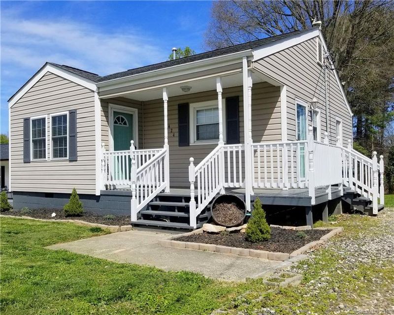 424 Pine St, Cherryville, NC 28021