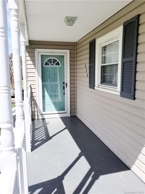 424 Pine St, Cherryville, NC 28021