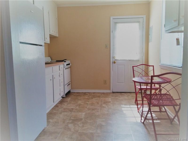 3221 Marlborough Rd, Charlotte, NC 28208