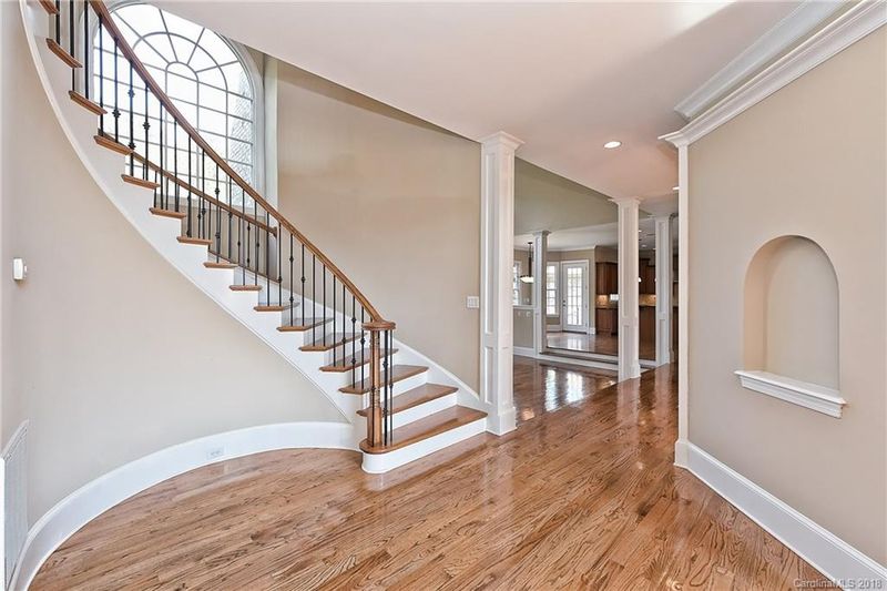1201 Waybridge Way, Matthews, NC 28104