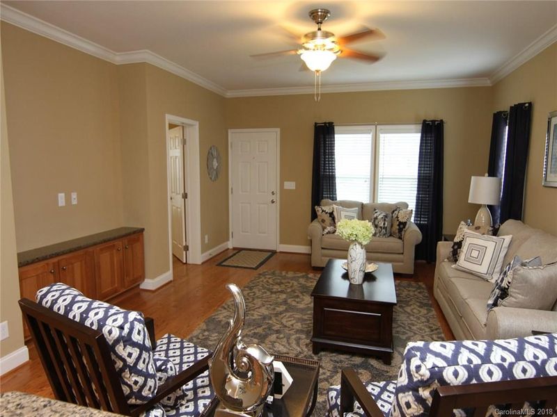 112 Ping Ct, Statesville, NC 28677