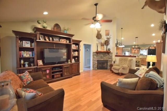 432 Pitts Rd, Catawba, SC 29704