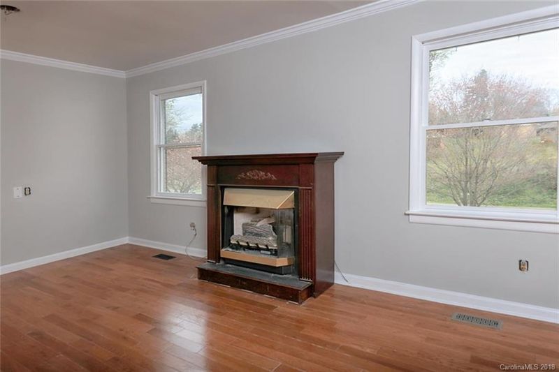 8547 Babe Dr, Terrell, NC 28682