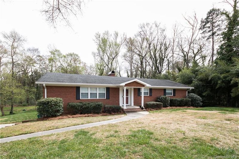 241 Belmorrow Dr, Charlotte, NC 28214