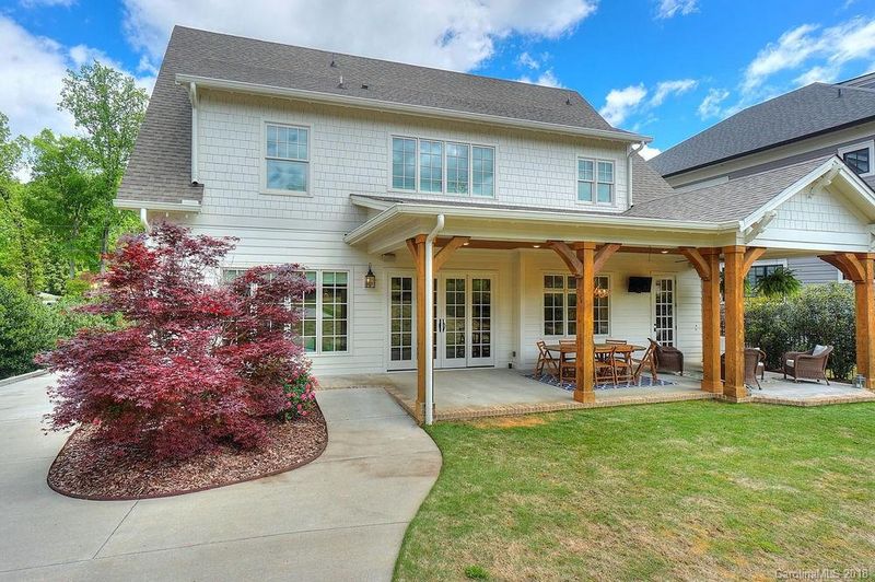 2122 Vernon Dr, Charlotte, NC 28211