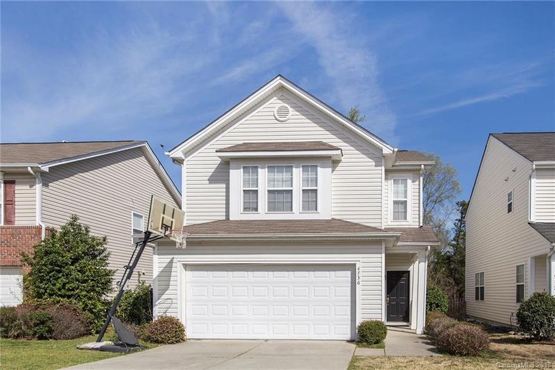 4736 Abercromby St, Charlotte, NC 28213