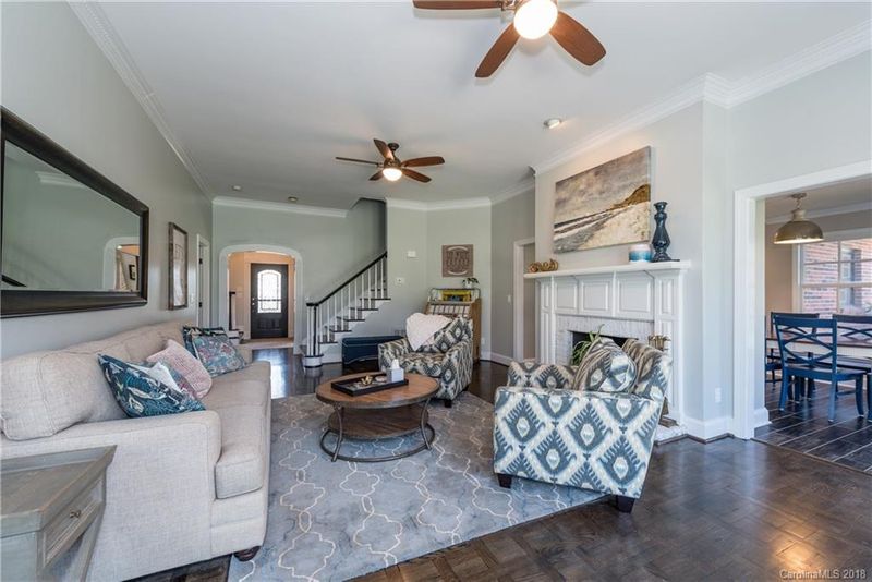 8415 Foxbridge Dr, Matthews, NC 28104