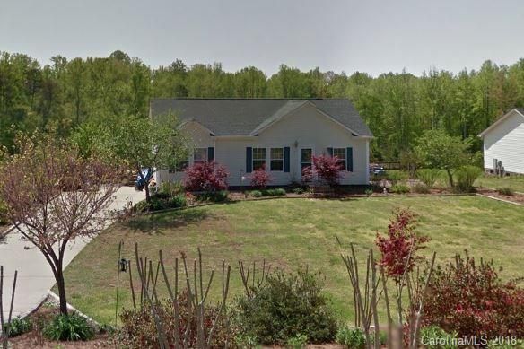 1028 Daniel Dr, Stanley, NC 28164