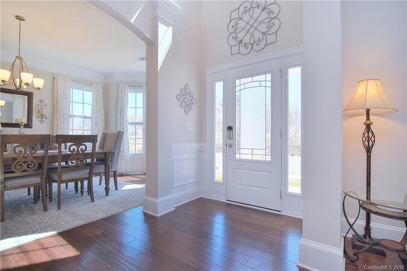 2870 Creekview Dr, Waxhaw, NC 28173