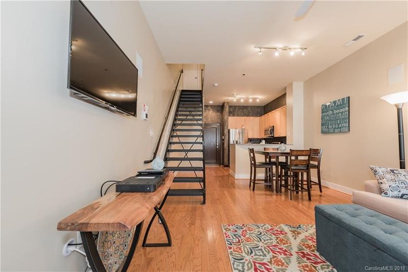 115 E Park Ave #104, Charlotte, NC 28203