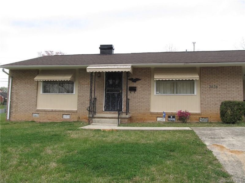 3038 Bellaire Dr, Charlotte, NC 28216