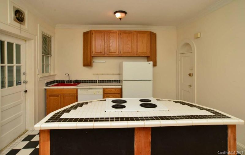 1237 Romany Rd, Charlotte, NC 28203