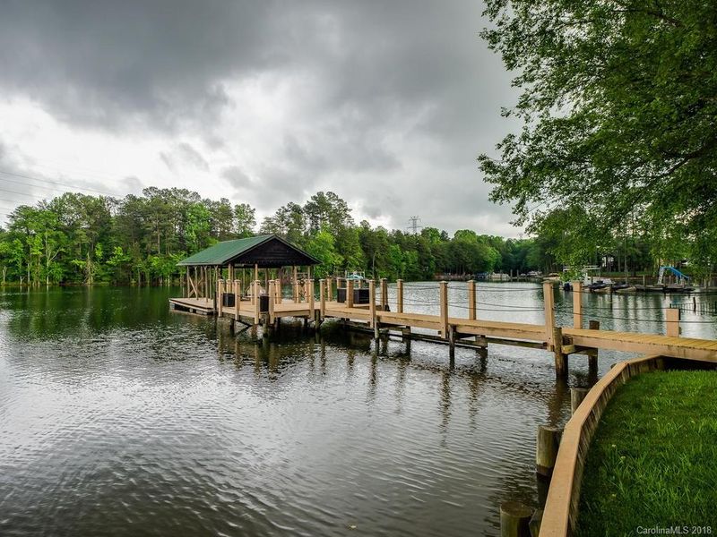 4120 Cindy Ln, Denver, NC 28037
