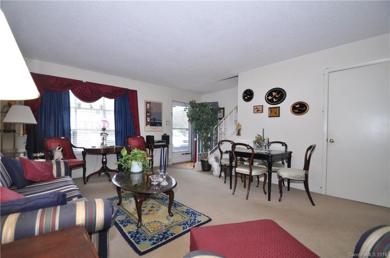 1840 Progress Ln, Charlotte, NC 28205