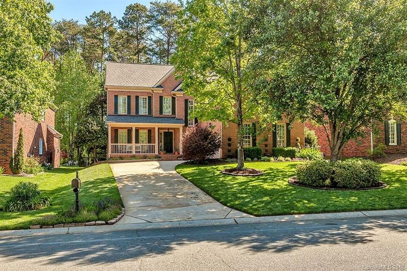 18604 Dembridge Dr #21, Davidson, NC 28036