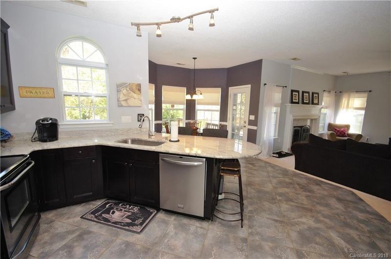 134 Comata Rd, Mooresville, NC 28117